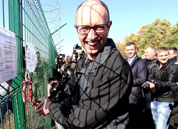 «Чтобы окончательно запретить западные сервисы, нужно полностью опустить железный занавес».