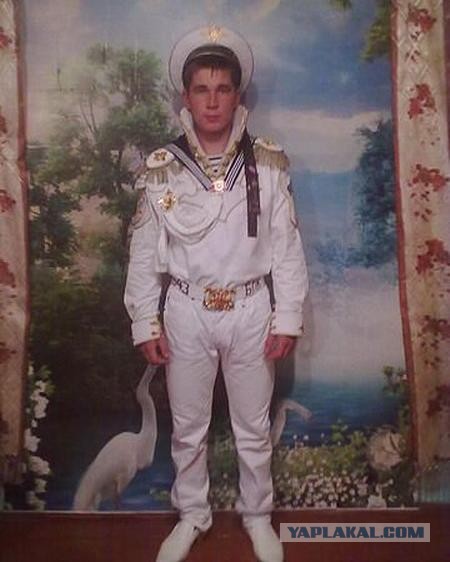 Уезжают в родные края Дембеля, Дембеля, Дембеля