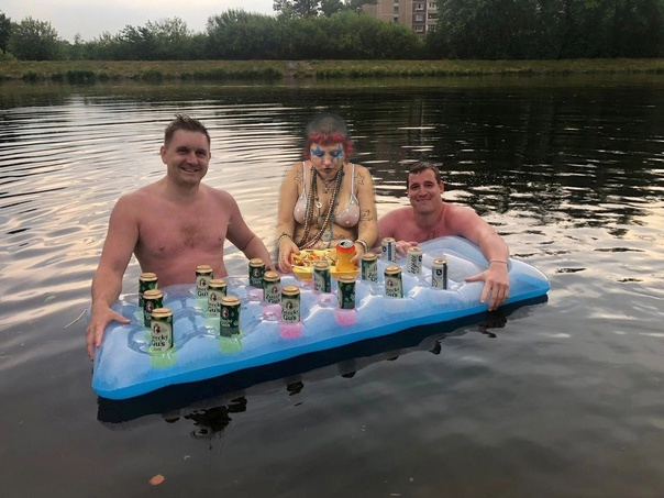 Фотожаба "Чуваки на отдыхе"