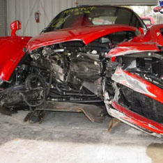 В США разбилась самая дорогая модель Ferrari