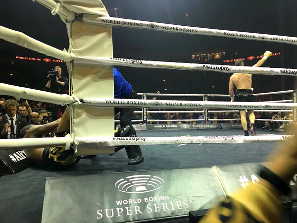 Всемирная боксерская суперсерия: победа Мурата Гассиева в полуфинале