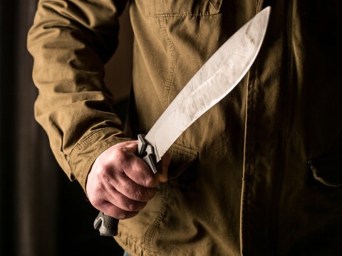 Посоветуйте надежный нож для постоянного ношения в городе и выездах на пикник
