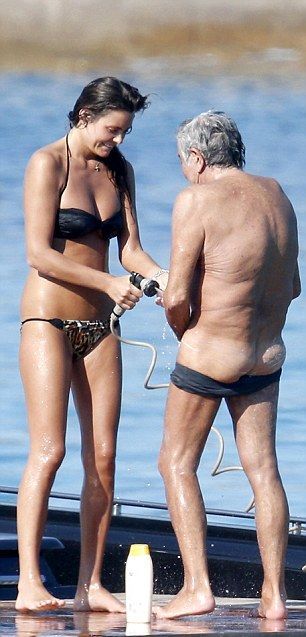 72-летний Р. Кавалли со своей 20-летней любовницей