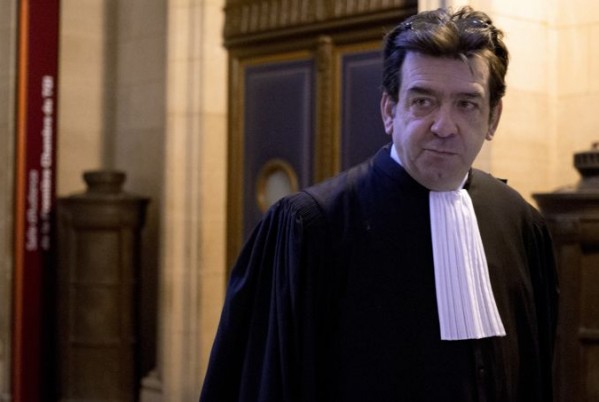 Профессор разделся догола, увидев свою студентку