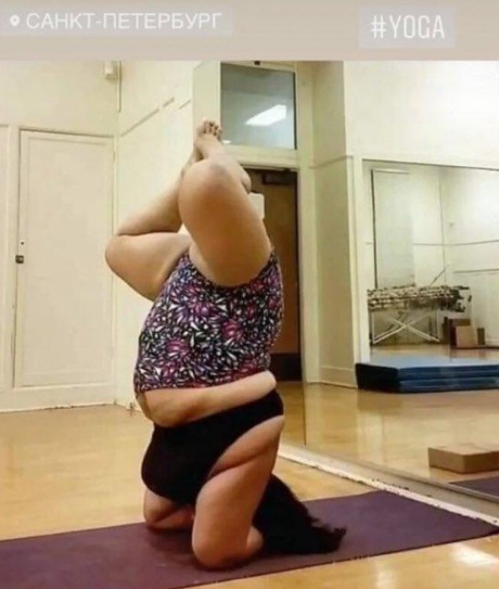 Давай я тебя ещё вот в этой позе сфоткаю