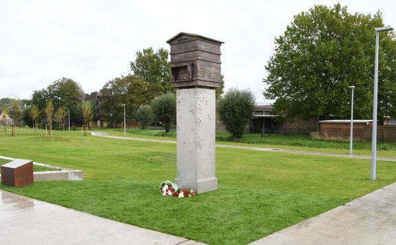 В Бельгии снесли памятник латышским нацикам