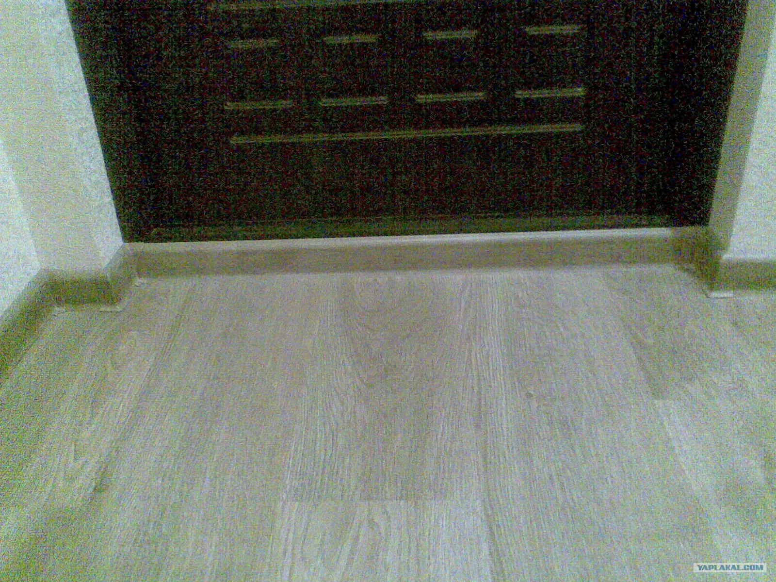 Балконная дверь в пол без порожка