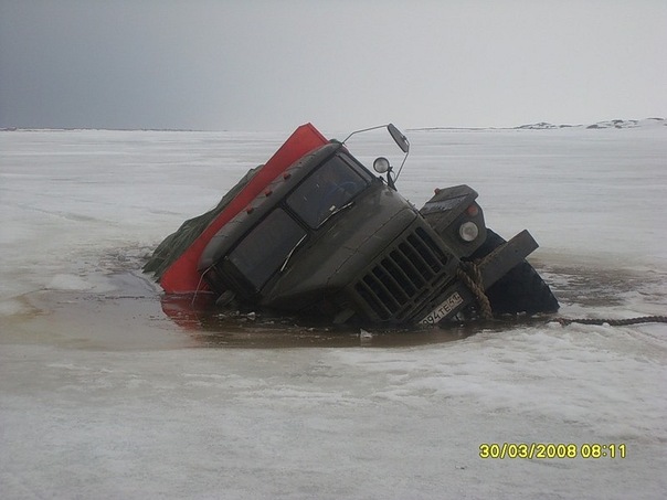 севера видео работы. зимник грузовики бездорожье крайний север. урал 4320 север якутия. татра 815 зимник. камаз север зимник якутия.