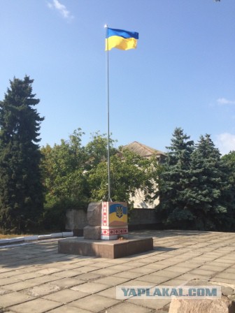 Демонтаж памятника Ленину в Запорожье