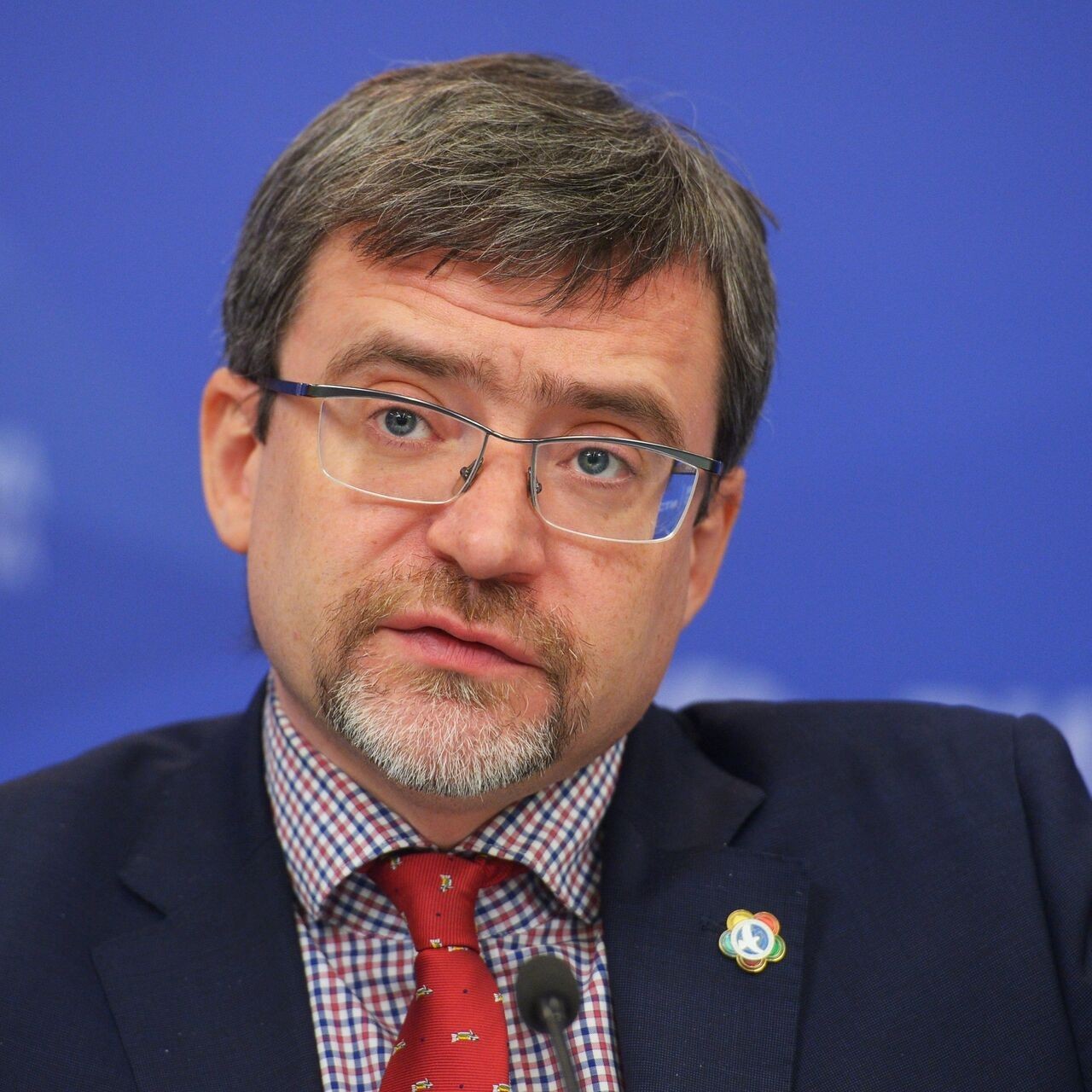 ВЦИОМ: работодатели сопротивляются поднятию зарплат, но рост в РФ неизбежен