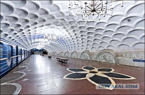 Правдивые заметки сотрудников петербургского метро, которое является одним из самых глубоких в мире