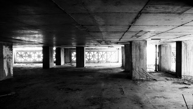 Заброшенный небоскреб в Бангкоке