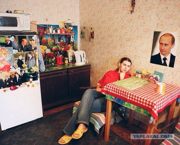 Падение рубля не задело рейтинг Путина