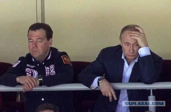 Медведеву продемонстрировали прибор для сна