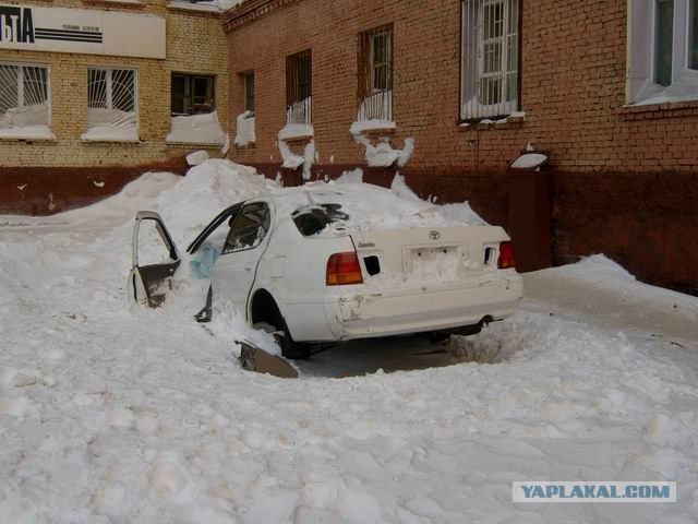 Подснежники гробы. г. Норильск