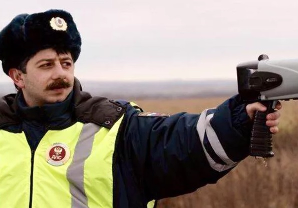 Актера «Современника» арестовали за съемки в форме сотрудника ГИБДД