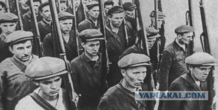 Артёмовск (Бахмут) фактически окружён российскими силами — Пригожин