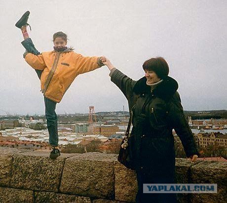 Знаменитости в детстве. Фото из домашних архивов