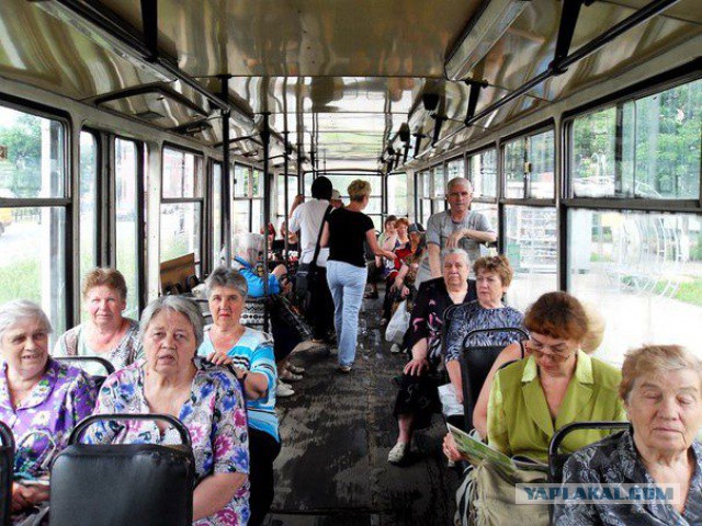 Гламурные представительницы социальных сетей
