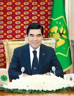 Президент Туркмении построит отель в свою честь за 33 миллиарда рублей