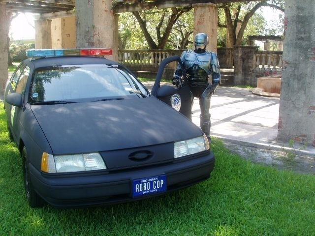 Интерцепторы: прошлое и настоящее полицейских автомобилей США