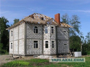 Постройка дома-гаража.