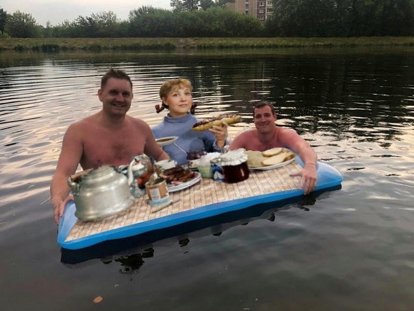 Фотожаба "Чуваки на отдыхе"