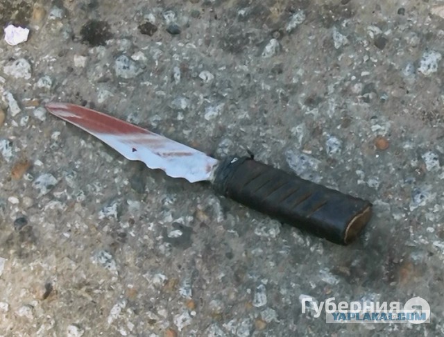 Поножовщина средь бела дня