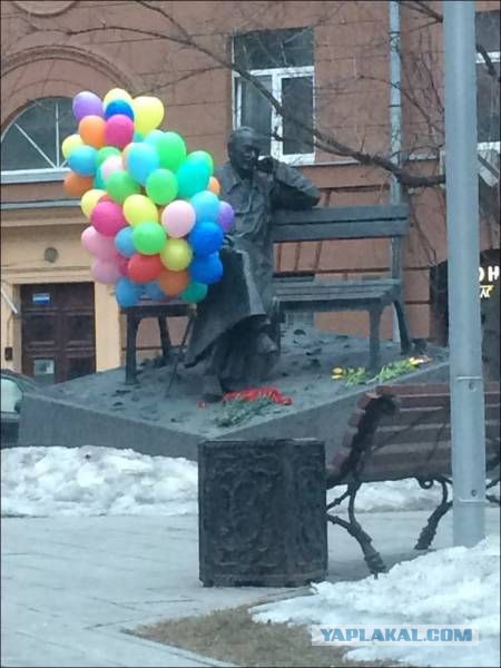 Разные по свежести картинки. Опять