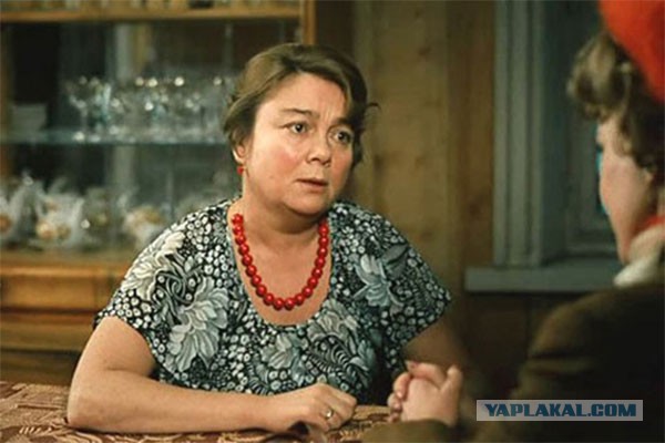 А тебе зачем любовница?