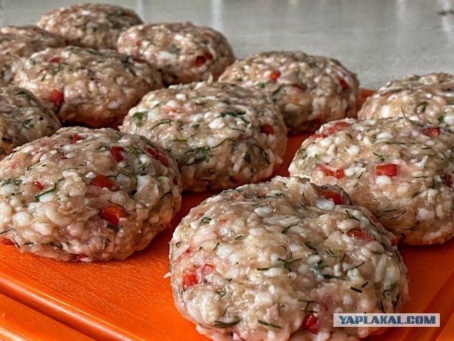 Котлетки «КК»: Кальмар+ Курица:)