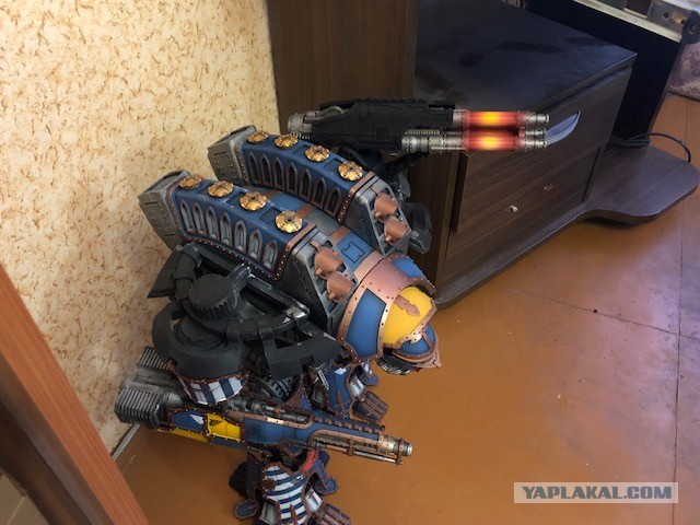 Warlord Titan. Сервиторим потихоньку