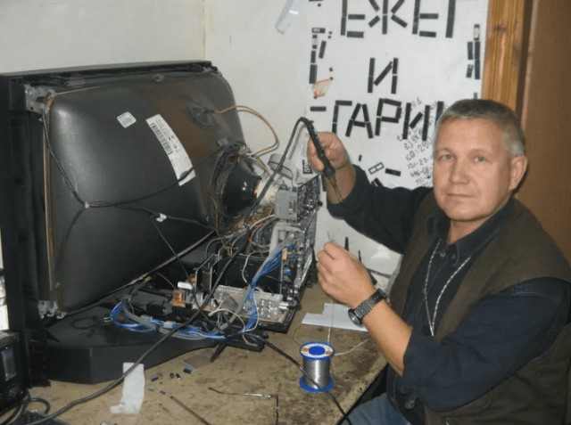 "Жили на широкую ногу"- сколько зарабатывали советские телемастера на самом деле