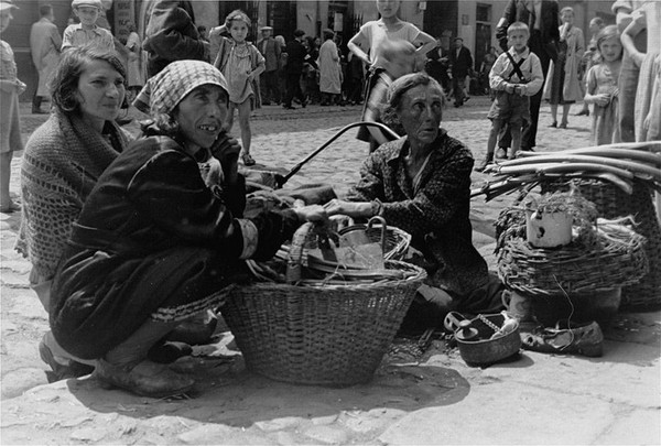 1941 год. Лето. Варшавское гетто.