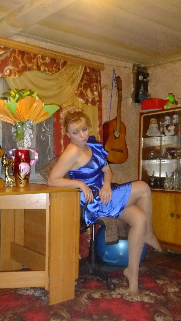 Дуры, хватит кобениться перед фотиком