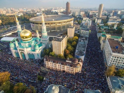 "Цэ город Харьков, Украина. В мечетях места нету!"