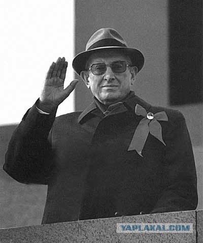 Звезды и их молодые любовники