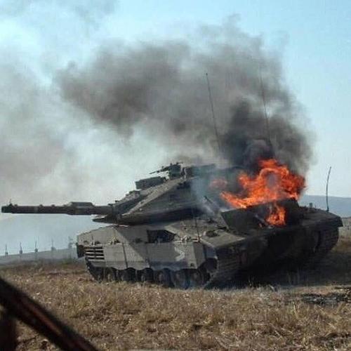 Почему у Т-72 сносит башню.