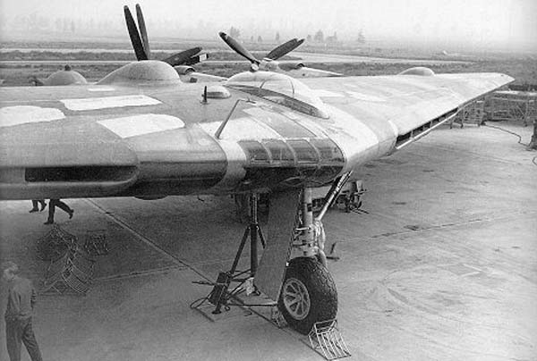 Яркие и необычные самолеты в истории. Northrop XB-35 (YB-35).