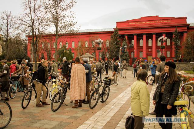 Киевский «Tweed Run» 2013