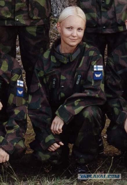 Девушки в армии