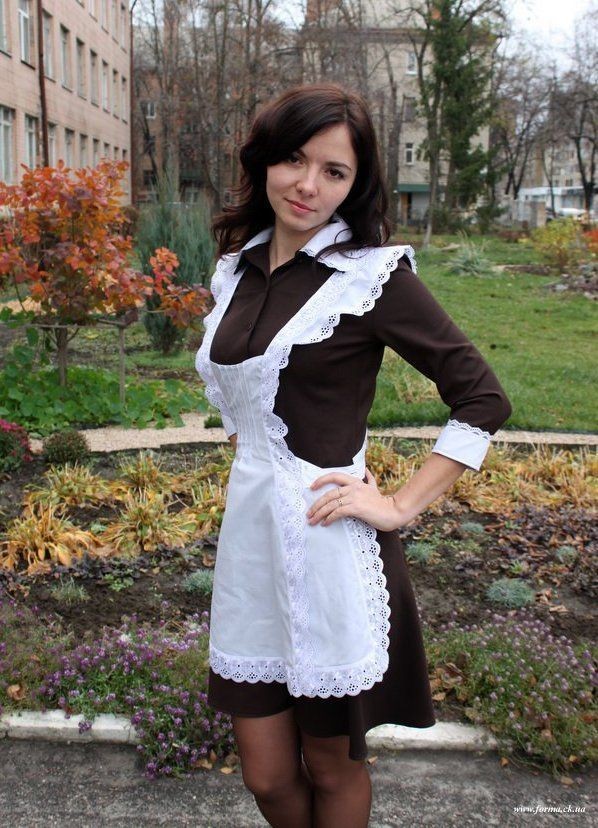 Советские школьницы с модными прическами.