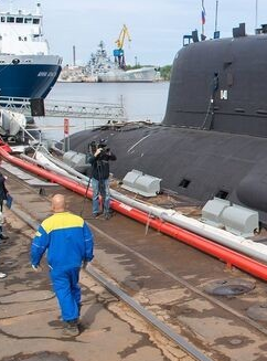 Атомная подводная лодка «Хабаровск» спущена на воду в Северодвинске