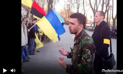 Митингующие в центре Харькова