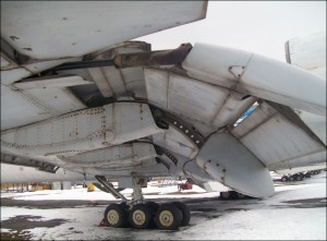 Эдуард Лимонов: ТУ-154. Нас водят за нос