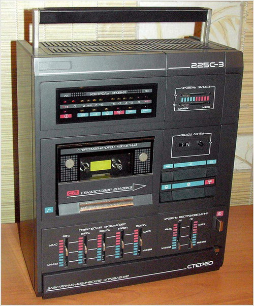 Крутая аппаратура пацанов 70-80-х
