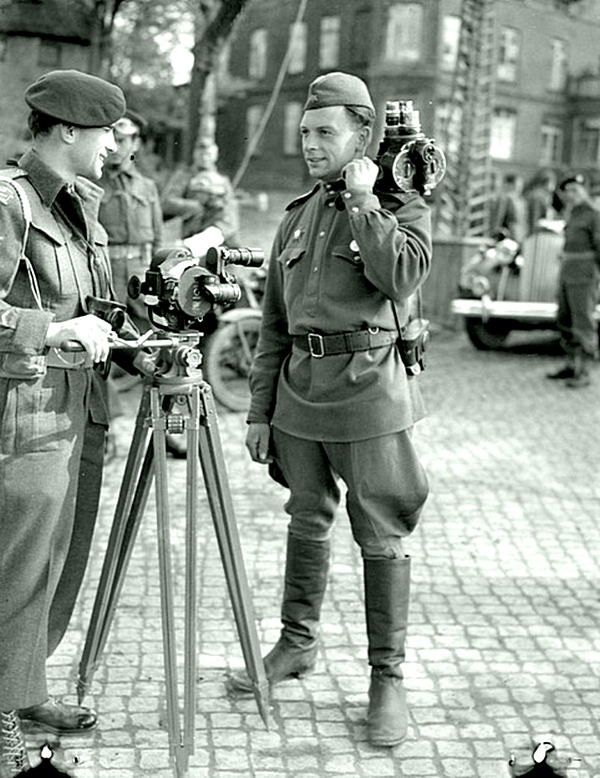 Неканонические военные и послевоенные фотографии времен Второй Мировой войны