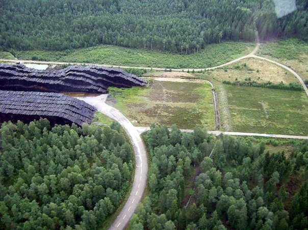 Завод по экспорту   байкальской воды в Китай.
