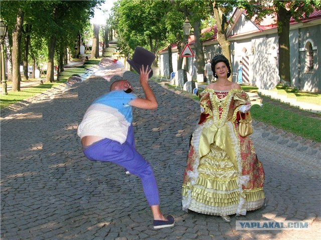 Фотожаба: ...как будто он не пьяный