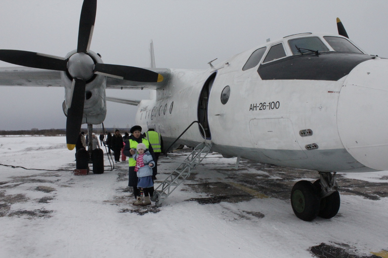 Билет на самолет иркутск киренск. Авиакомпания Ангара АН-24 Киренск. Авиакомпания Ангара Киренск Иркутск. Аэродром Киренск. Аэропорт города Киренска Иркутской области.